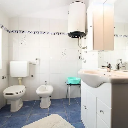 Apartment Fuer 6 Personen Ca 77 Qm In Premantura, Istrien Istrische Riviera