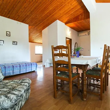 Apartment Fuer 6 Personen Ca 77 Qm In Premantura, Istrien Istrische Riviera